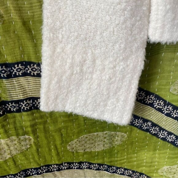 NWT Abercrombie and Fitch Lounge Ivory Boucle Wool Blend Cardigan Size Small - Picture 7 of 16